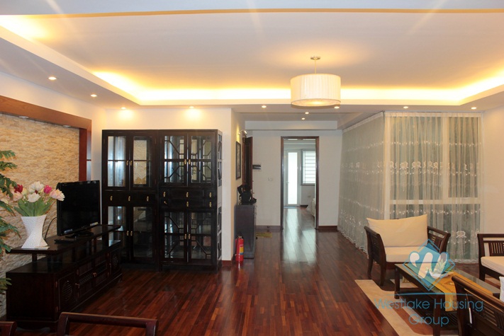 Nice  apartment with 2 bedrooms for rent in Tay Ho, Ha Noi